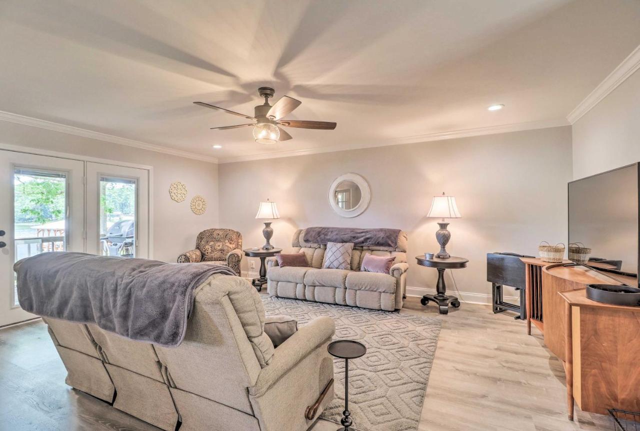 Waterfront Lake Sinclair Home With Boat Dock! Milledgeville Bagian luar foto
